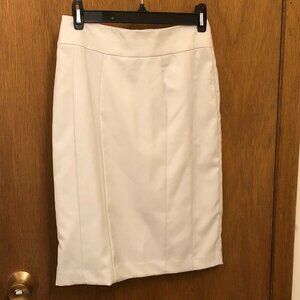 H&M - cream knee-length pencil skirt